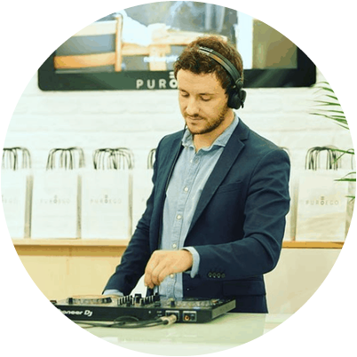 DISK JOCKEY